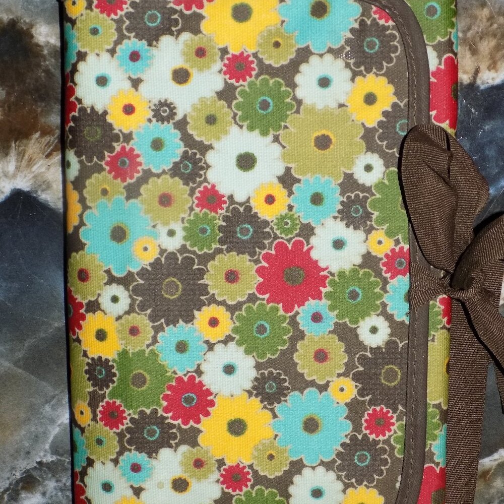 Thirty-One Fold & Go Notepad Writing Tablet Holder Retired Floral Trifold NEW